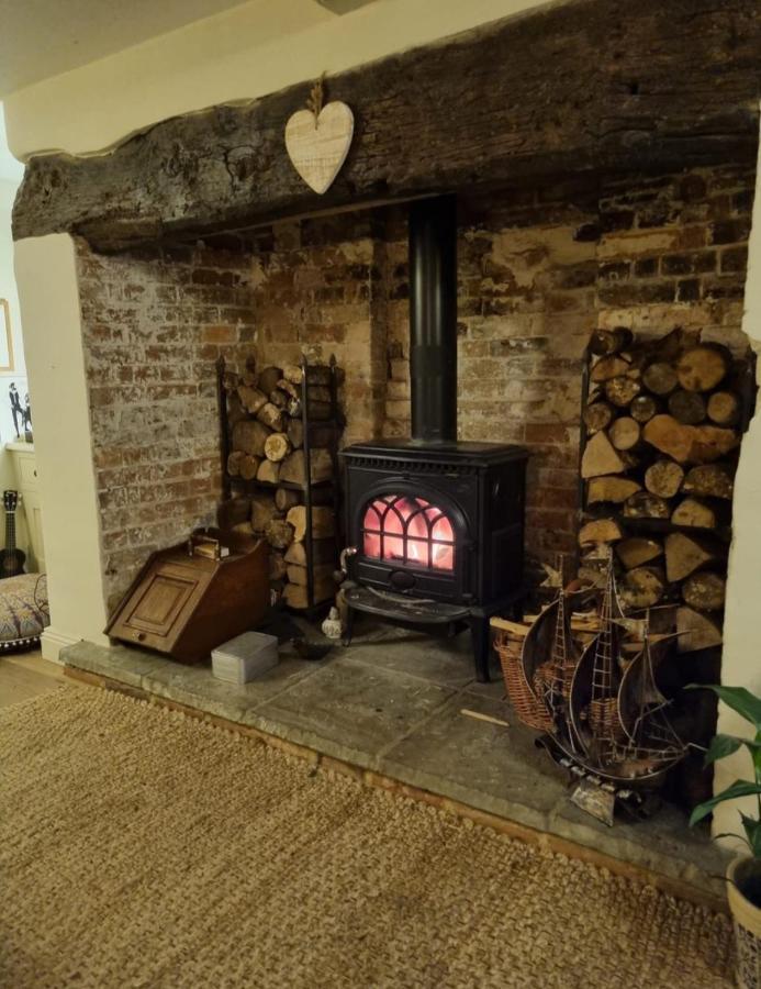 Jackdaw Cottage-Beautiful Cottage, Town Centre Wimborne Minster Zewnętrze zdjęcie